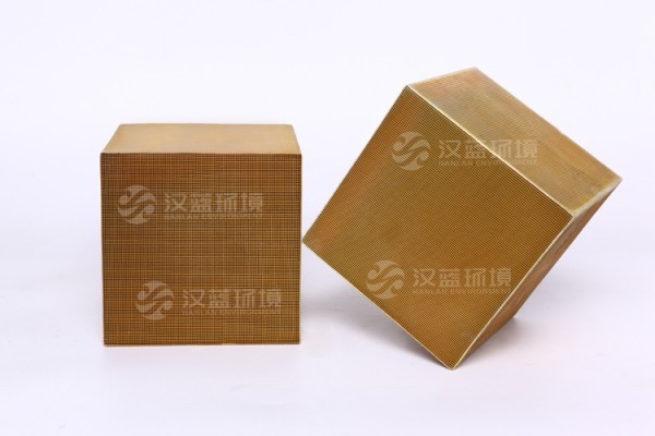 萬(wàn)純中溫脫硝催化劑-釩基催化劑-003
